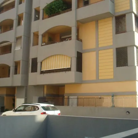 Viale Poetto 98 קליארי